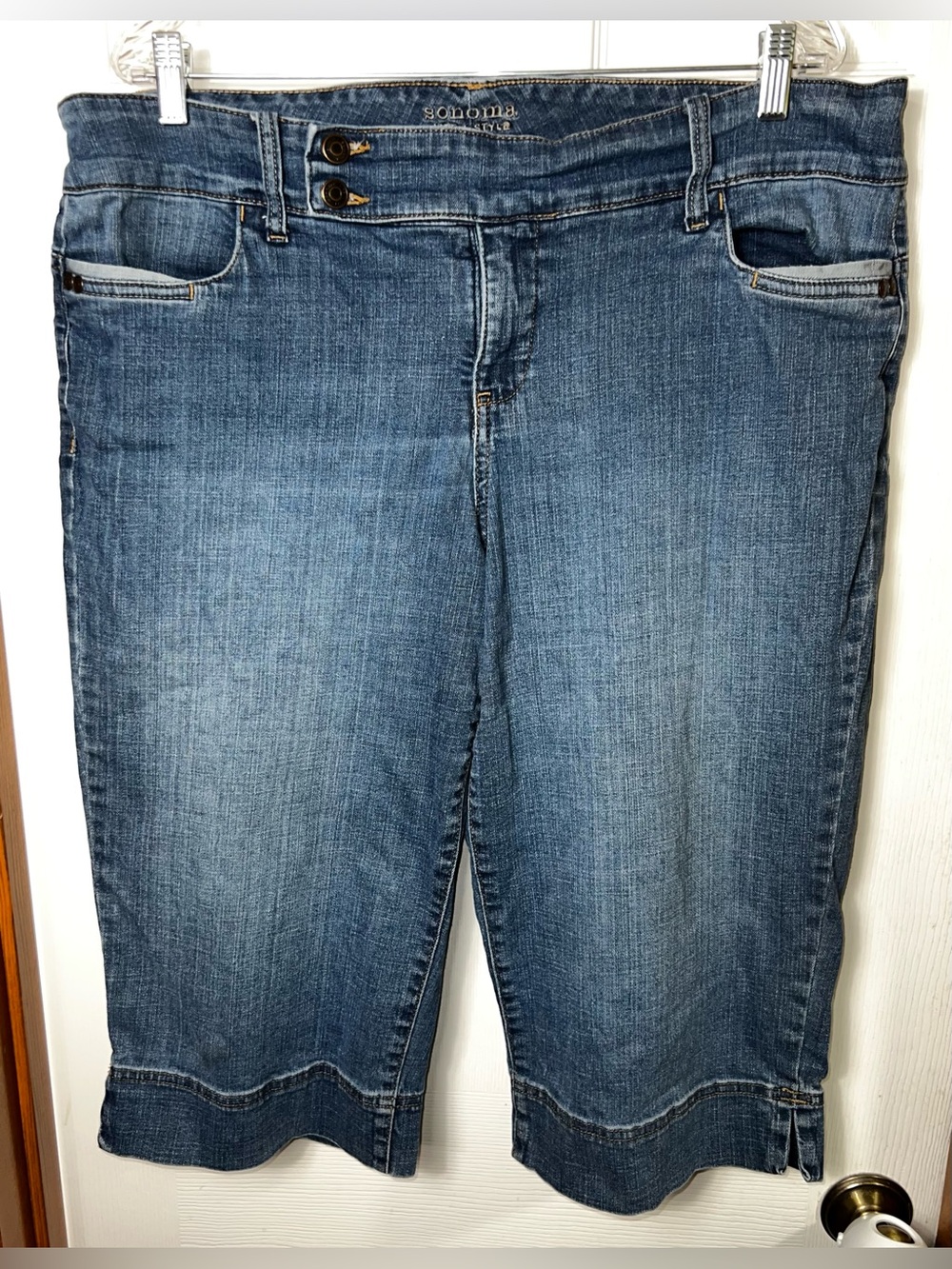 Sonoma Capris Denim Capris Capri Pants Blue Women’s Size XL (18)